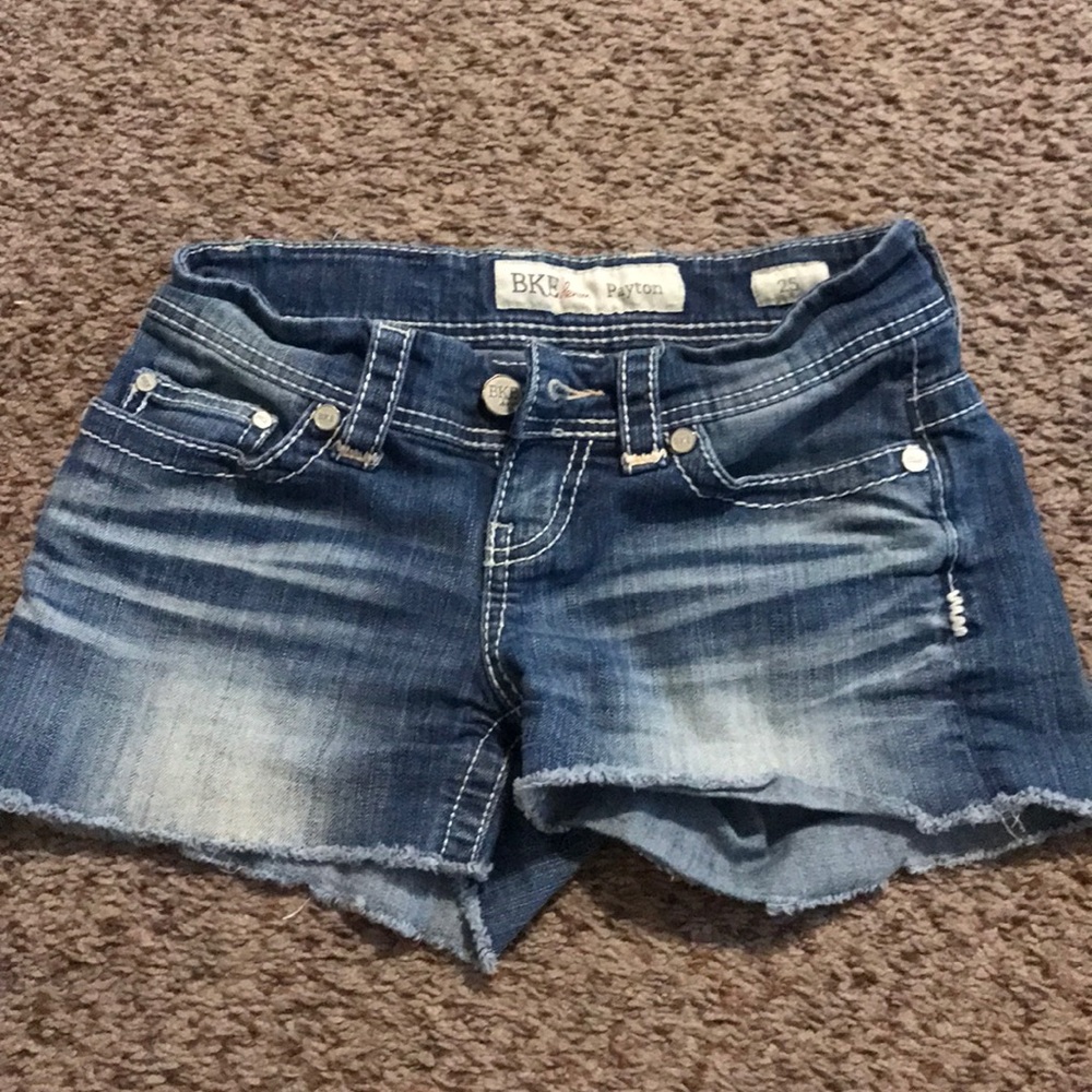 BKE faded Jean shorts